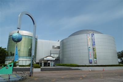 久留米市中央公園内にある科学館で開催