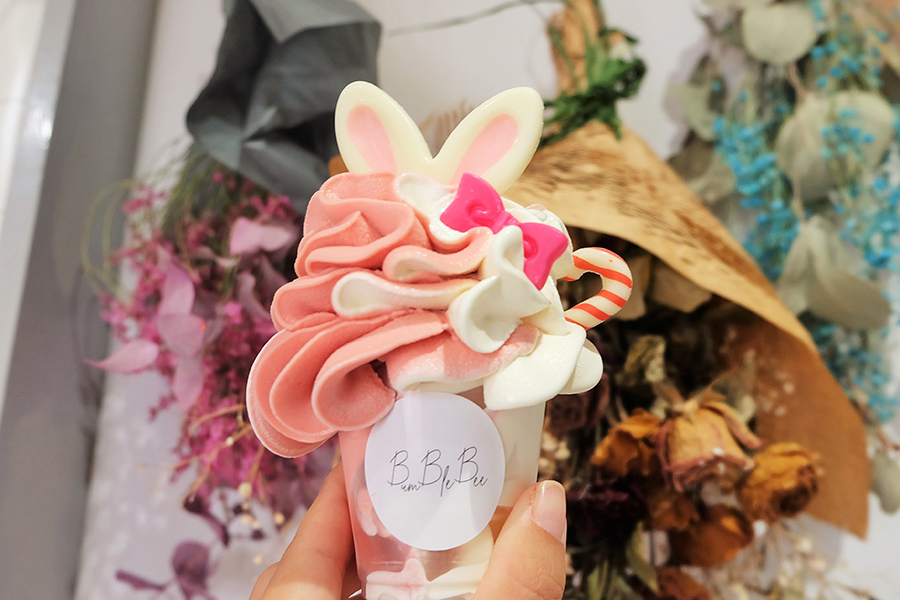 一番人気のミックス。ハートやリボンなどのトッピングでさらにかわいい 一番人気のミックス。ハートやリボンなどのトッピングでさら