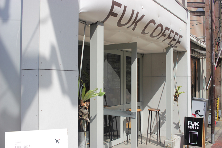 飛行機の機体をイメージさせる外観に 飛行機の機体をイメージさせる外観に