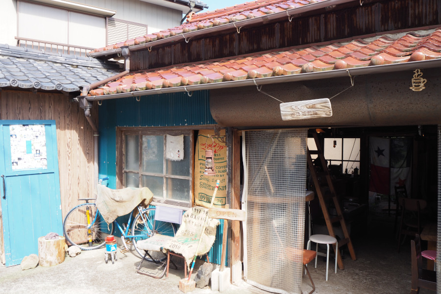 くちのつ巷珈琲焙煎所