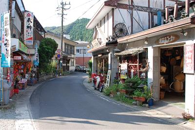 時が止まったかの様な懐かしさを感じる街並み