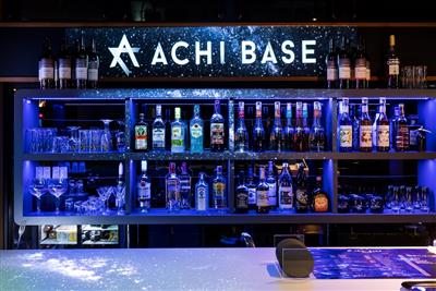 ACHI BASE　バーカウンター