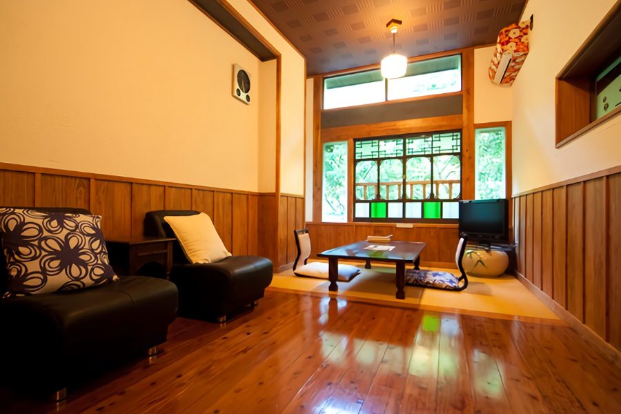 1号室の休憩所。景色を眺めながらクールダウンして 1号室の休憩所