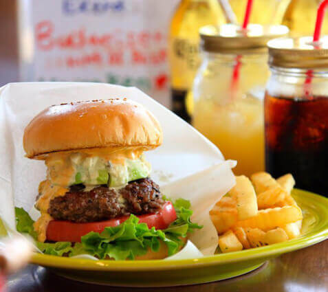 バーガー・カフェ＆バー　CHIBARU CAFE