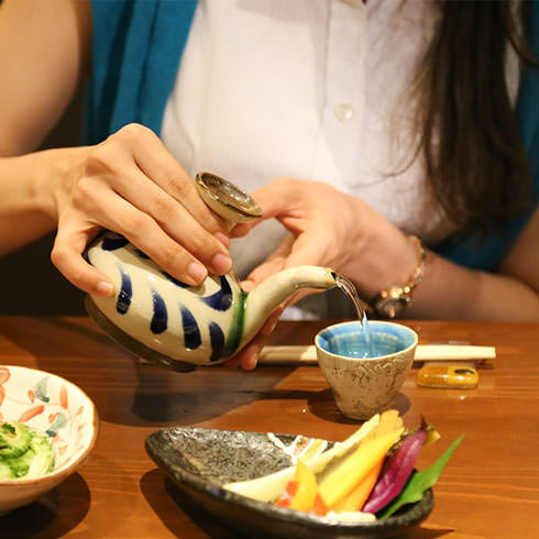 とことんローカルに！呑み食べ歩き