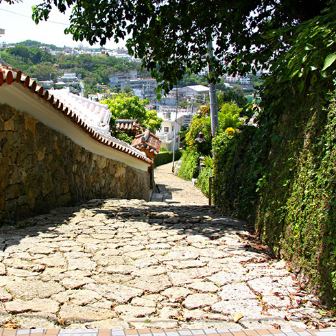 首里金城町の石畳道