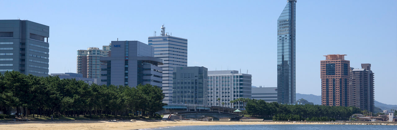 福岡市で楽しむ宿、グルメと町歩き