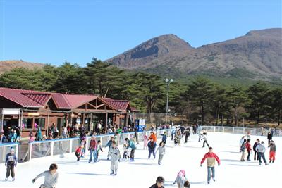 えびの高原屋外アイススケート場