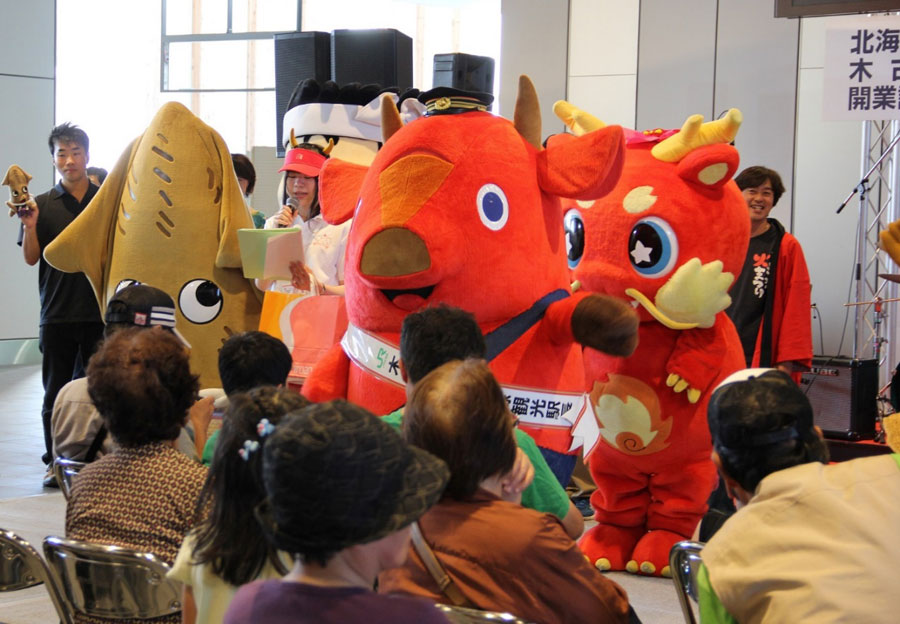 「キーコ」をはじめ、各地のゆるキャラがイベントを楽しく盛り上げる