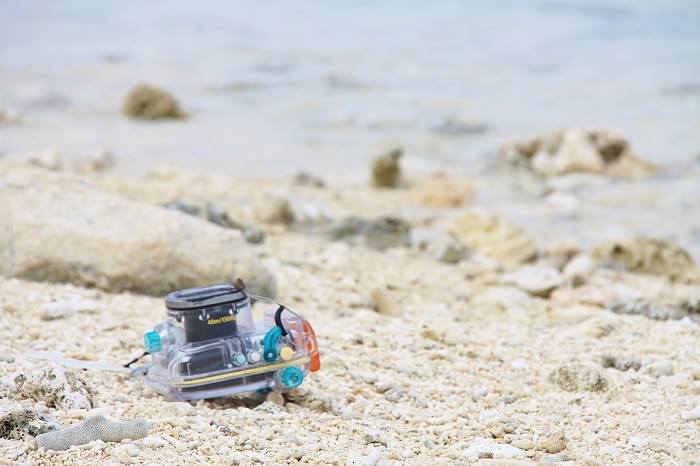 写真/実際に多良間島に漂着した水中カメラ