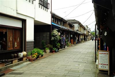 かつて“天領”として繁栄を極めた歴史を残す日田の街並み