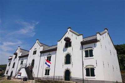 慶長13年（1609）に設置された戸オランダ商館を復元