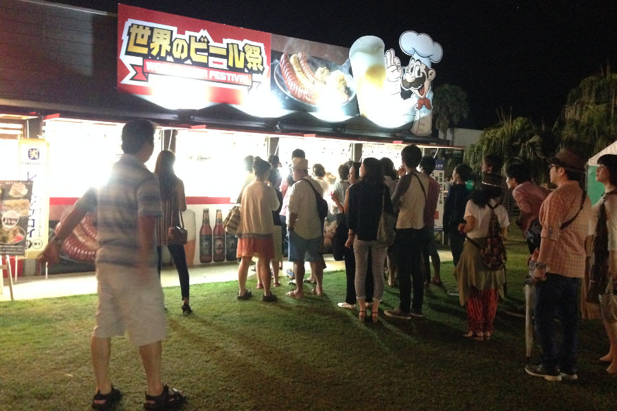 2日間に渡って上がる花火が見どころ、「みやざき青島国際ビールまつり」 花火が見どころ、みやざき青島国際ビールまつり