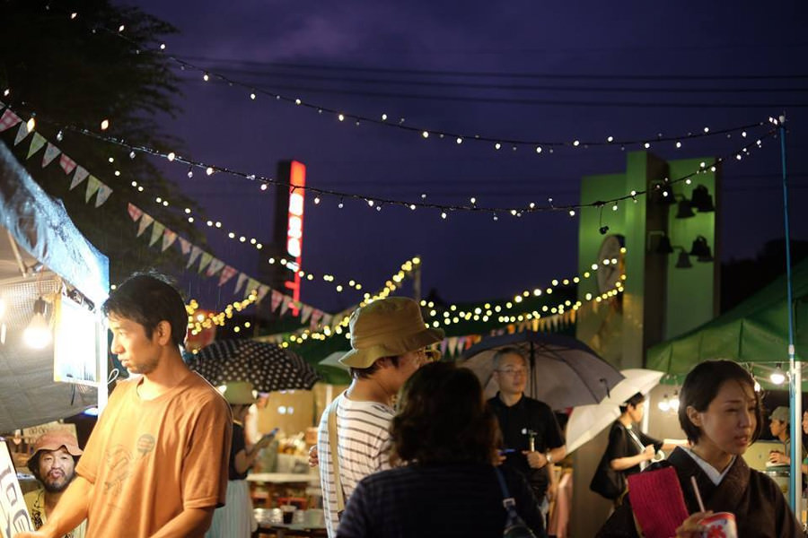 8月はナイトマーケットと称して、夕方4時から開催の「マルクトおおすみ」 8月は夕方4時から開催の「マルクトおおすみ」