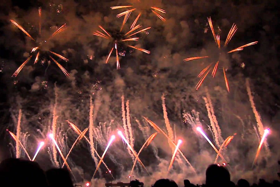 今年で最後の開催となる「水平線の花火と音楽FINAL」 今年で最後の開催となる「水平線の花火と音楽FINAL」