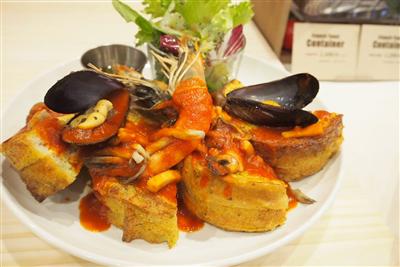 魚介たっぷりの新メニュー「ペスカトーレ」