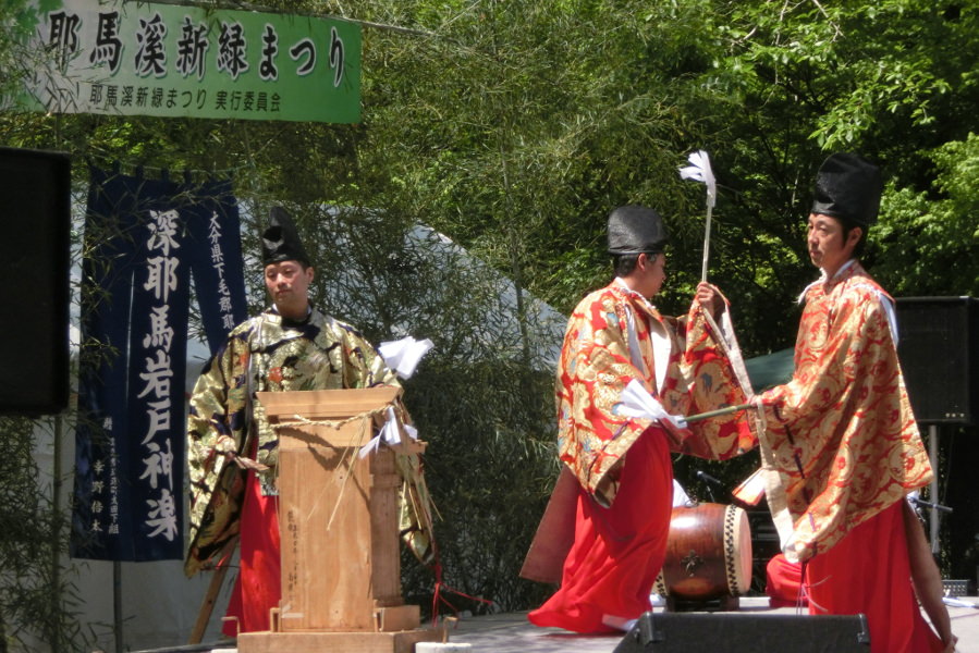 楽しい企画満載の「深耶馬溪新緑まつり」 楽しい企画満載の「新緑まつり」