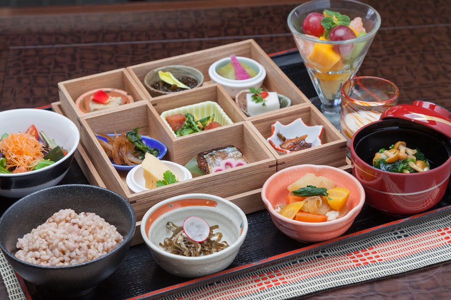 写真/長寿朝食