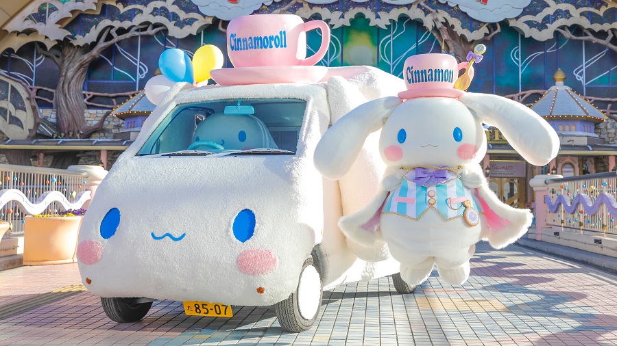 全国キャラバン中の「シナモンロールわごん」