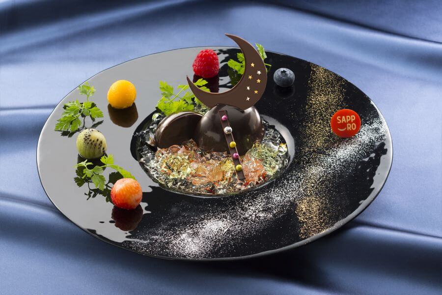 華やかでかわいらしいデザートに女性は大喜び