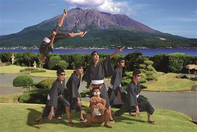 ▲鹿児島実業高等学校の男子新体操部員が「西郷どん」に！