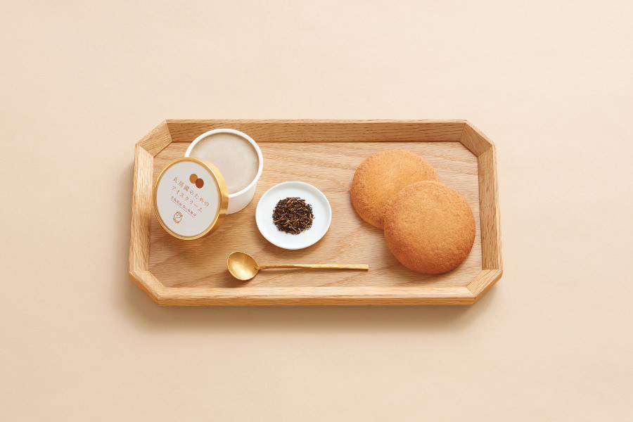 ▲6月1日(金)に新発売した「丸房露のためのアイスクリーム 佐賀県産焙じ茶」 ▲6月1日(金)に新発売した「丸房露のためのアイスクリーム」