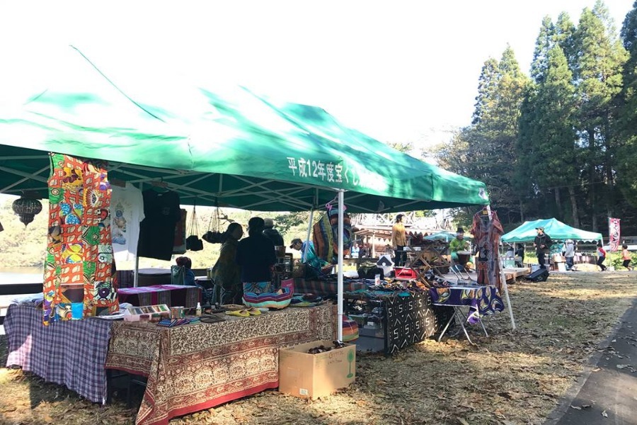 ▲2017年に開催した「ながゆんマルシェ」の様子 2017年に開催した「ながゆんマルシェ」の様子