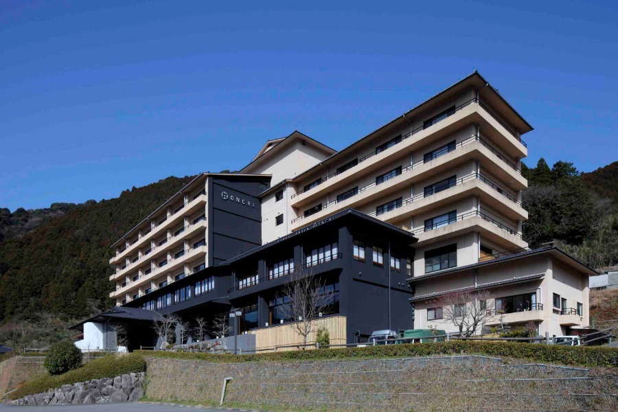 ▲古湯温泉ONCRIはどんぐり村などの観光スポットへのアクセ
