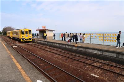 ▲諫早駅から島原駅まで約2時間の旅を楽しもう