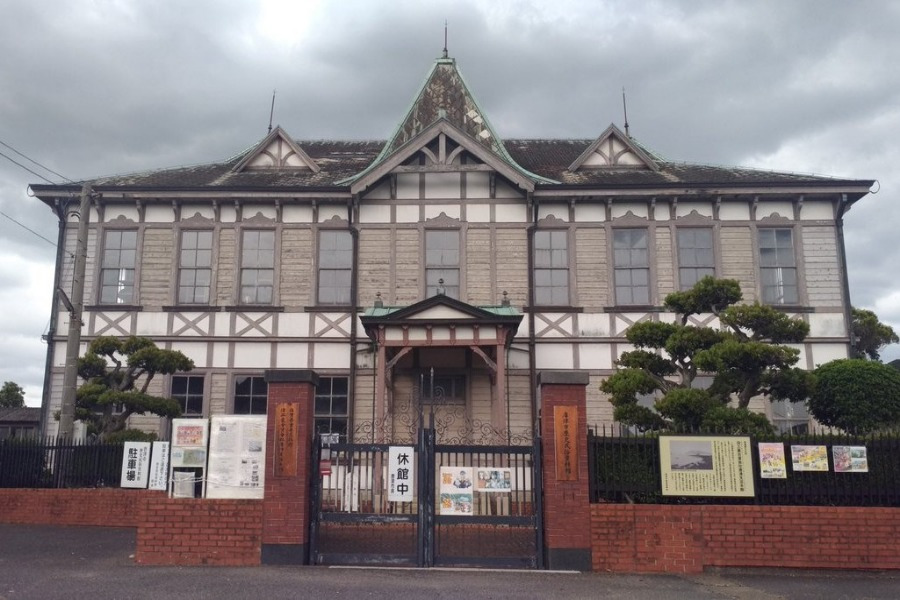 ▲メンバーが住んでいる洋館のモデルになった、唐津市歴史民俗資料館 メンバーが住んでいる洋館のモデルになった、唐津市歴史民俗資料