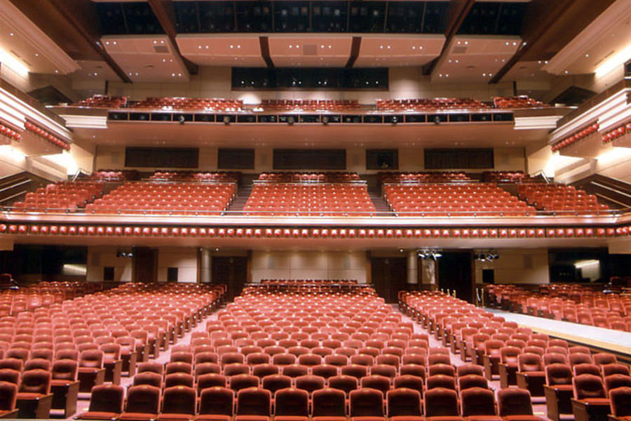 総客席数1500席（写真 福岡観光コンベンションビューロー）