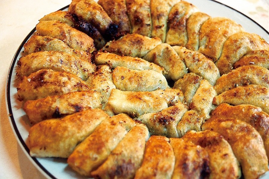 オリジナリティあふれる人吉餃子に舌鼓