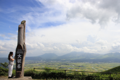 雄大な阿蘇五岳の風景が目の前に広がる展望台 