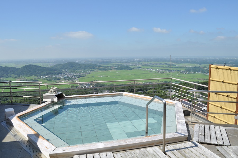 筑波山ホテル青木屋の露天風呂／撮影・福田国士