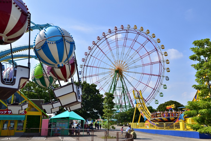 プレジャーガーデンにはエキサイティングアトラクションもある