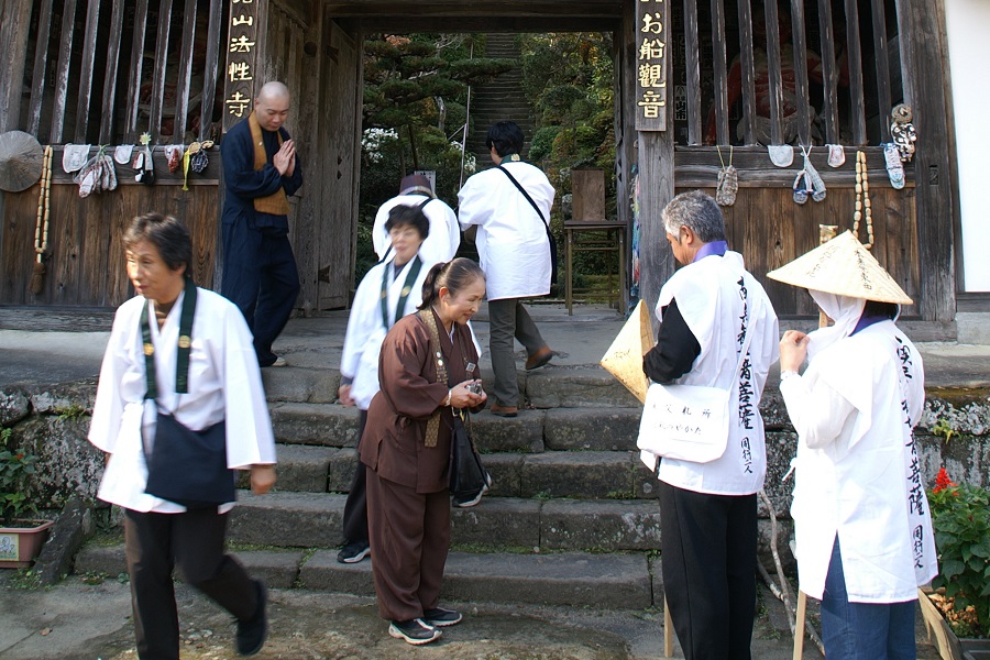 32番法性寺で先達さんに出会った