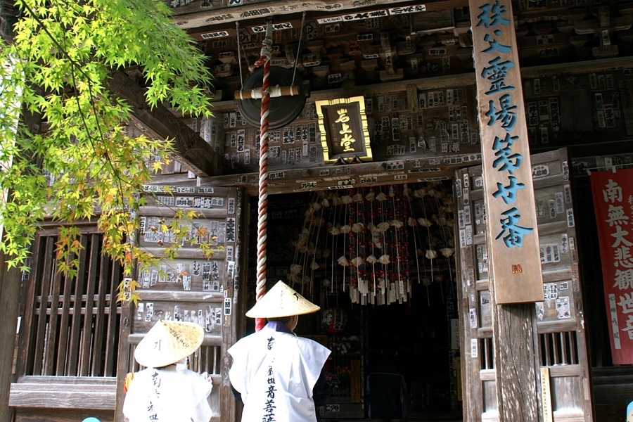 多くの巡礼者を迎えてきた秩父の札所。写真は20番岩之上堂 