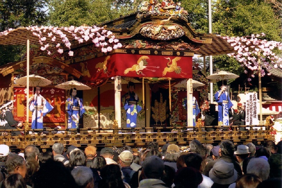 秩父神社境内で「屋台歌舞伎」が行われることも