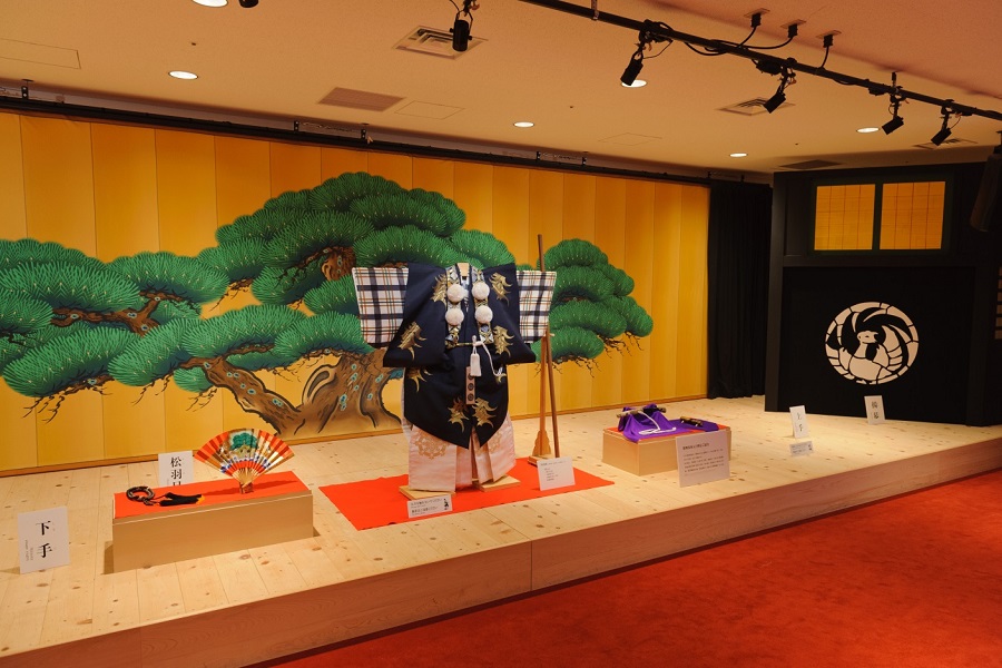 貴重な品々を展示する歌舞伎座ギャラリー