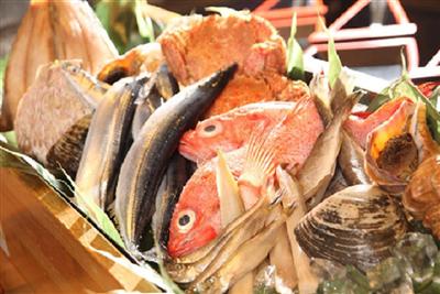 磯金ネタケース