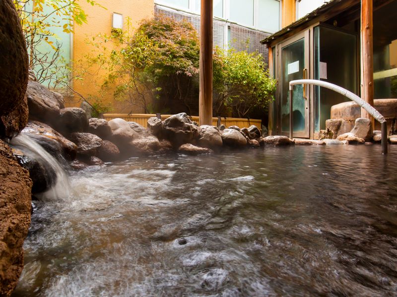 ホテル大平原の石造り露天風呂