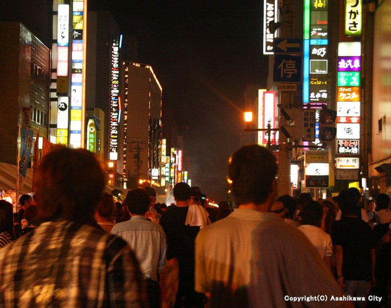 旭川の繁華街「3・6街」