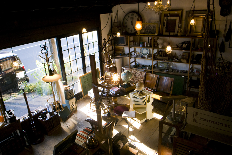 北運河の雑貨屋