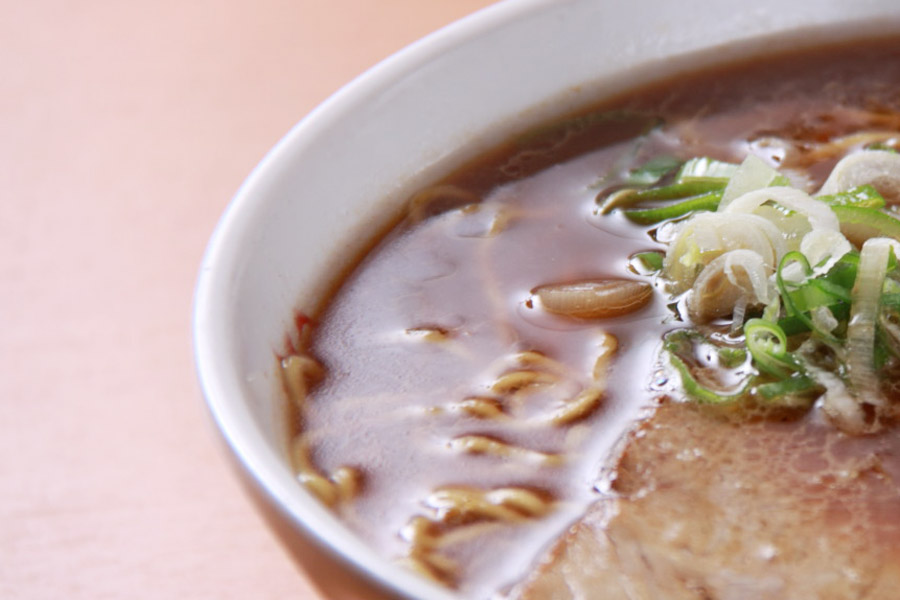 魚介、豚骨のダブルスープ