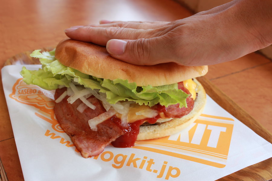 思い切って上からぎゅっとひと押し