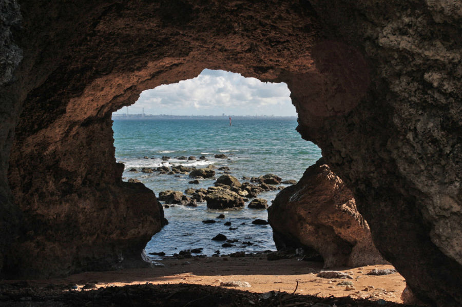 昔日の権力者達はどんな光景を目にしていたのだろう（泊グスク）