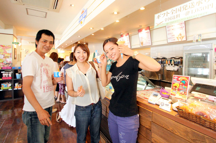 アイスと一緒に『はい、ポーズ！』