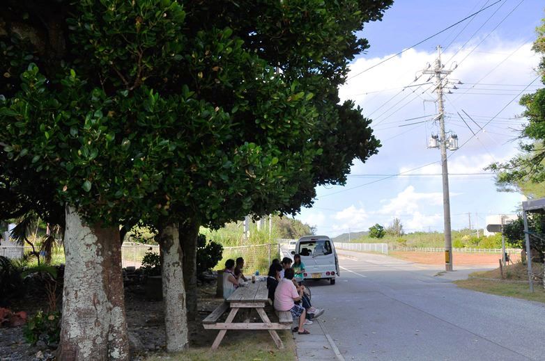 島のゆんたく広場