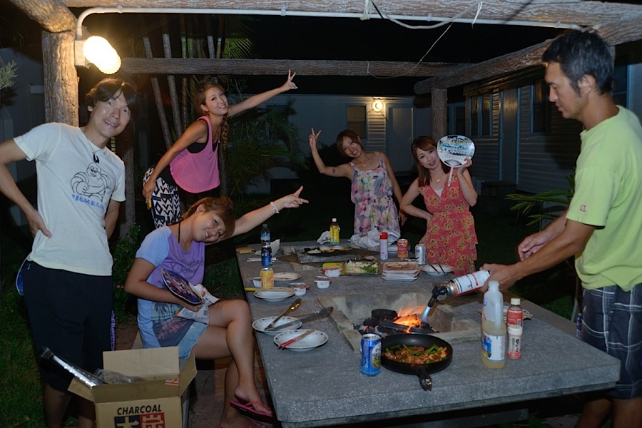 川平で出会った人々。のびのびと時間を楽しんでいる