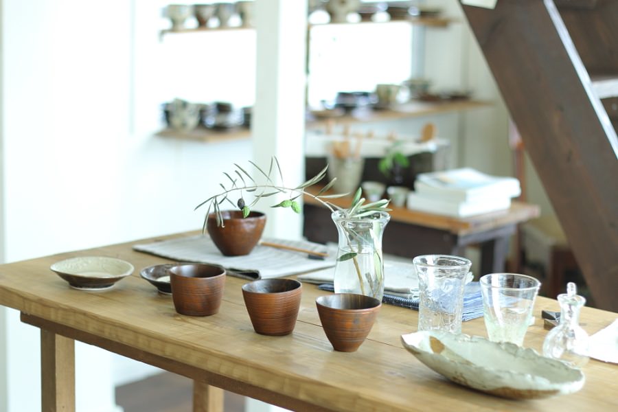 雑貨店「mofgmona no zakka」の器